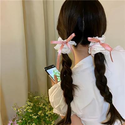 以遇刺为生的女人